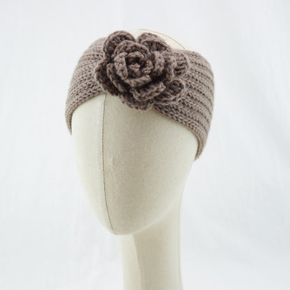 Camellia Knitted Wool Headband Movement